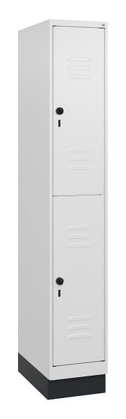 C+P Doppelstöckiger Spind Classic PLUS, Sockel, 1800x300x500mm, 9016/9016, Drehriegel, 0803207-10 S10014