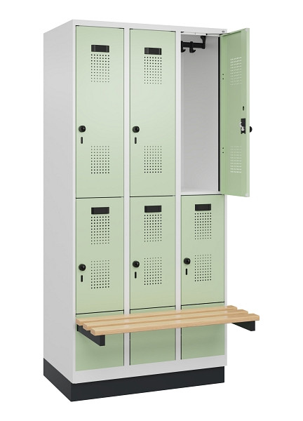 C+P Doppelstock-Spind Evolo PLUS, Bank, 6 Fächer, 1950x900x815mm, 9016/6019, Drehriegel, Sitzfläche Buche-Hartholz, mit Sockel, 049340-30 S10019