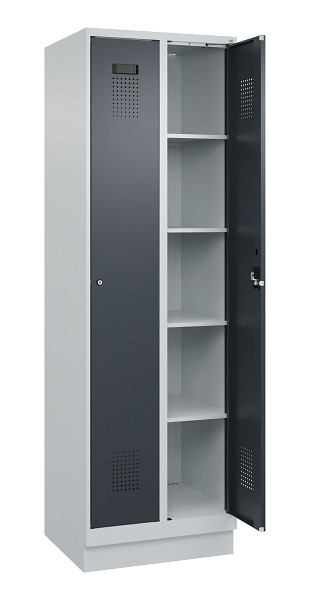 C+P Wäsche-Spind Evolo PLUS, mit Sockel, 2 Abteile, 1950x600x500mm, 7035/7016, Verschluss Zylinderschloss, Ablageböden 8, 049020-20B S10039
