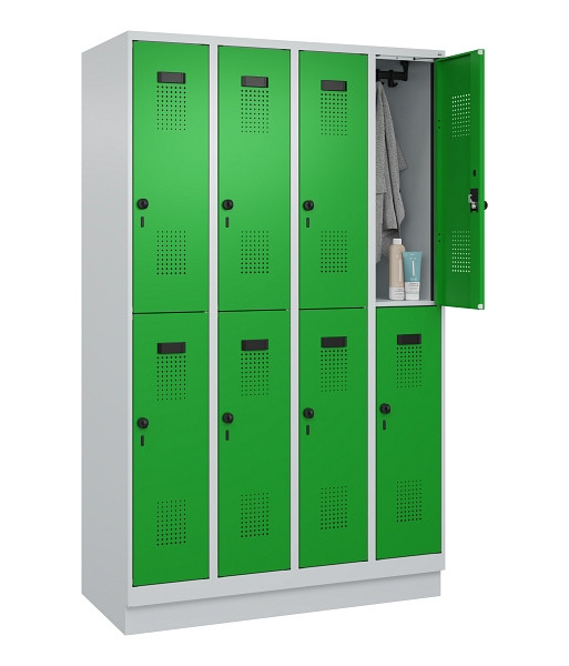 C+P Doppelstöckiger Spind Evolo PLUS, mit Sockel, 8 Fächer, 1950x1200x500mm, 703, Frontfarbe RAL 6037 Reingrün, Drehriegel, 049320-40 S10011