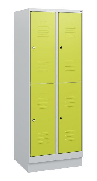 C+P Doppelstöckiger Spind Classic PLUS, Sockel, 2 Abteile, 1630x600x500mm, 7035/0024, Zylinderschlösser, 0803205-20 S10040