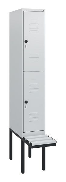 C+P Doppelstöckiger Spind Classic PLUS, 1950x300x815mm, 7035/7035, Drehriegel, mit Untergestell und schwebender Sitzfläche, 0803405-10 S10069