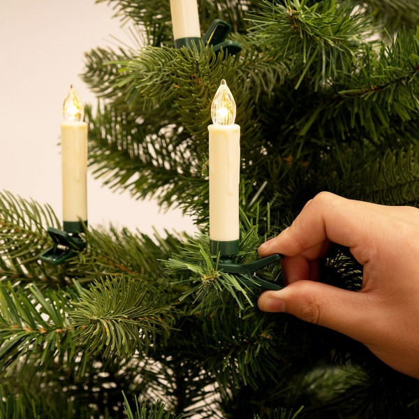 DEUBA LED Weihnachtsbaumkerzen im 30er-Set, Warmweiß, mit Fernbedienung, Maße 1,5 x 10,5 cm, 103455