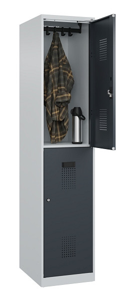 C+P Doppelstöckiger Spind Evolo PLUS, 2 Fächer, 1850x400x500mm, 7035/7016, Zylinderschloss, 049300-12 S10039