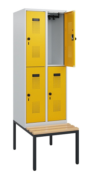C+P Doppelstöckiger Spind Evolo PLUS, Bank, 4 Fächer, 1950x600x815mm, 7035/1004, Drehriegel, Sitzfläche Buche-Hartholz, Sitzbank, 0493505-20 S10000
