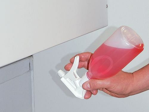 DENIOS Sprühflasche mit Überkopfventil, aus PP, PE und Edelstahl, 0,25 Liter Volumen, 210184