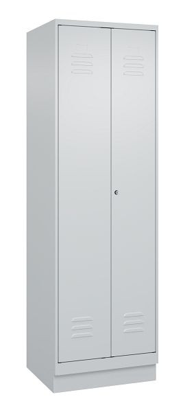 C+P Umkleidespind Classic PLUS, Doppel-Spind, Sockel, 2 Abteile, 1950x600x500mm, 7035/7035, Zylinderschloss, 080022-20P S10024