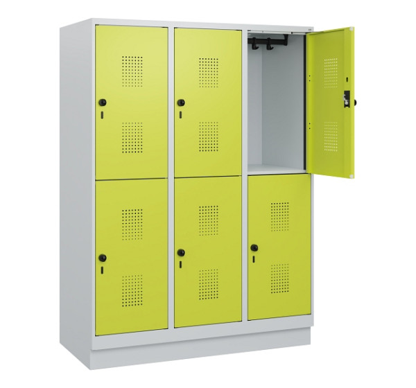 C+P Doppelstöckiger Spind Evolo PLUS, Sockel, 6 Fächer, 1630x1200x500mm, 7035/00, 1108060 RDS Clowngrün, Drehriegel, 0493205-32 S10015