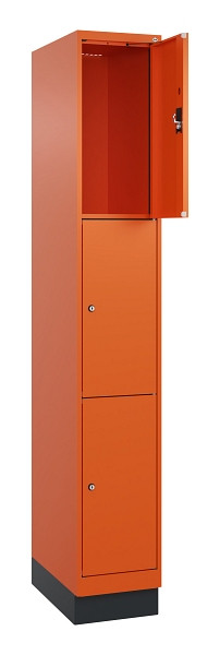 C+P Schließfachschrank Evolo PLUS, mit Sockel, 3 Fächer, 1950x300x500mm, 2004/20, 049020-103 S10023
