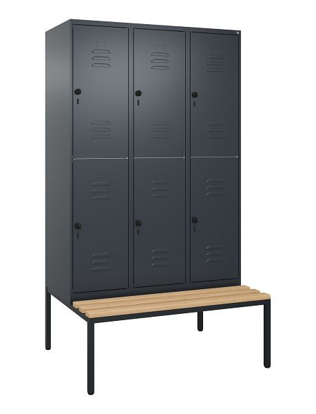 C+P Doppelstöckiger Spind Classic PLUS, 3 Abteile, 2120x1200x815mm, 7016/7016, Drehriegel, Buche-Sitzleisten, mit untergebauter Sitzbank, 0803507-32 S10012
