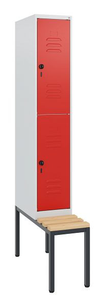 C+P Doppelstöckiger Spind Classic PLUS, Bank, 1950x300x815mm, 7035/3020, Drehriegel, Sitzleisten aus Buche, mit untergebauter Sitzbank, 0803505-10 S10002