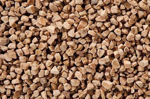 DINOSAURIER Strahlgut Nussschalen 1,3-1,7 mm, 25 kg-Sack, SKG 1317 NUS3