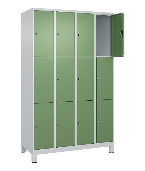 C+P Schließfachschrank Evolo PLUS, mit Füßen, 12 Fächer, 1950x1200x500mm, 7035/6011 Resedagrün, Abteile 4, Abteilbreite 300 mm, 049010-403 S10010