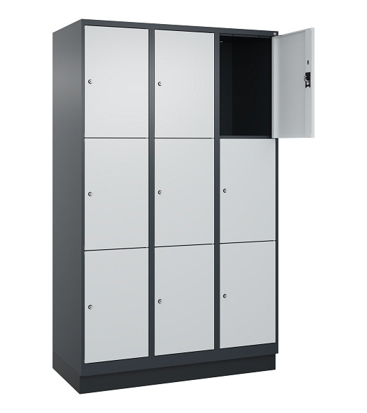 C+P Schließfachschrank Evolo PLUS, mit Sockel, 9 Fächer, 1950x1200x500mm, 7016/7, Frontfarbe RAL 7035 Lichtgrau, 049020-323 S10017