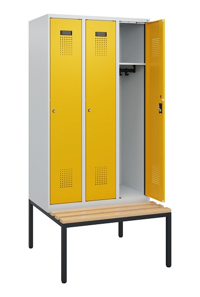 C+P Spind Evolo PLUS, 3 Abteile, 1950x900x815mm, 7035/1004, Zylinderschloss, Sitzfläche Buche-Hartholz, Sitzbank, 0490505-30 S10019