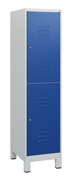 C+P Doppelstöckiger Spind Classic PLUS, Füße, 1630x400x500mm, 7035/5010, Zylinderschlösser, 0803105-12 S10033