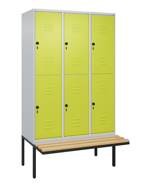 C+P Doppelstöckiger Spind Classic PLUS, 3 Abteile, 2120x1200x815mm, 7035/0024, Drehriegel, Sitzleisten aus Buche, schwebende Sitzfläche, 0803407-32 S10010