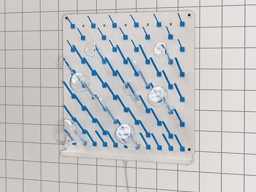 DENIOS Abtropfbrett für Laborgefäße, 600 x 600 mm, zur Wandmontage, mit Ablaufrinne, mit 71 Aufsteckstäben, 309824