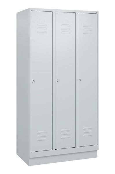 C+P Umkleidespind Classic PLUS mit Mitteltrennwand, Sockel, 3 Abteile, 1800x900x500mm, 7035/7035, Zylinderschlösser, 0800207-30F S10024