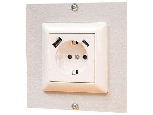 Bedrunka+Hirth Abdeckblech inkl. Schukostecker, USB A und USB C Anschluss, Maße in mm (BxH): 125 x 125, 07.861.26