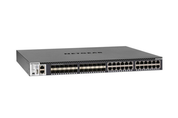 Netgear M4300-24X24F Gigabit Switch, 24x RJ45 PoE+, 24x RJ45 10G, 24x SFP+ 10G, managed, 250W PSU, XSM4348S-100NES