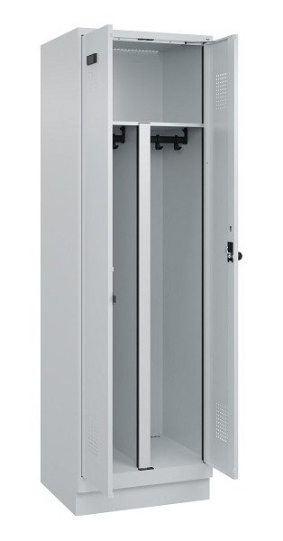 C+P PSA Schwarz-Weiß-Spind Evolo PLUS, mit Sockel, 2 Abteile, 1950x600x500mm, 7035, RAL 7035 Lichtgrau, Drehriegel, 049022-20P S10013