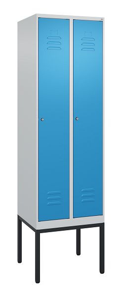 C+P Umkleidespind Classic PLUS, Gestell, 2 Abteile, 2120x600x500mm, 7035/5012, Zylinderschlösser, 0800307-20 S10019
