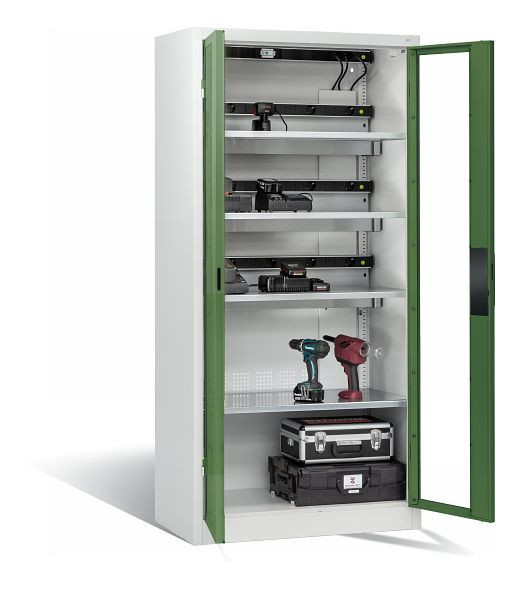 C+P Akkuladeschrank Serie 89, H1950xB930xT500mm, Farbe: Lichtgrau / Resedagrün, Muldengriff, 8921-055E3 S10003
