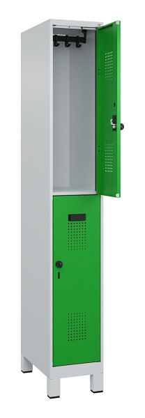 C+P Doppelstöckiger Spind Evolo PLUS, mit Füßen, 2 Fächer, 1950x300x500mm, 7035, Frontfarbe RAL 6037 Reingrün, Drehriegel, 049310-10 S10011
