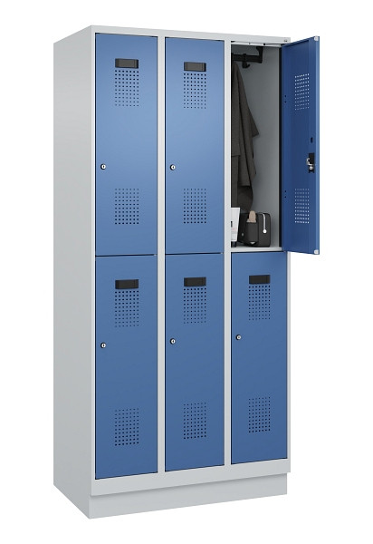 C+P Doppelstöckiger Spind Evolo PLUS, mit Sockel, 6 Fächer, 1950x900x500mm, 7035, Frontfarbe RAL 5023 Fernblau, Zylinderschloss, 049320-30 S10035