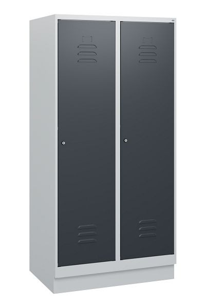 C+P Umkleidespind Classic PLUS, Sockel, 2 Abteile, 1630x800x500mm, 7035/7016, Zylinderschlösser, 0800205-22 S10023