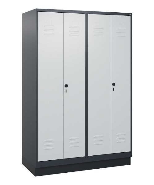 C+P Umkleidespind Classic PLUS, Doppel-Spind, Sockel, 4 Abteile, 1800x1200x500mm, 7016/7035, Drehriegel, 0800227-40P S10013