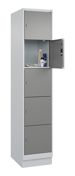 C+P Schließfachschrank Evolo PLUS, mit Sockel, 5 Fächer, 1950x400x500mm, 7035/00, Frontfarbe 0005000 RDS Stahlgrau, 049020-125 S10014