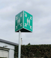 Produktbild von Schilder Klar Sammelstelle als Prismenschild DIN EN ISO 7010, 500x500x2 mm Aluminium glatt, 1787/59 Schilder Klar Sammelstelle als Prismenschild DIN EN ISO 7010, 500x500x2 mm Aluminium glatt, 1787/59