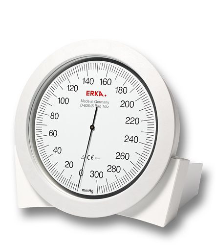 ERKA Blutdruckmessgerät Grundmodell (mit Manschettenkorb vorne und Spiralschlauch) mit Manschette Vario, Größe: 10-15cm, 288.28481