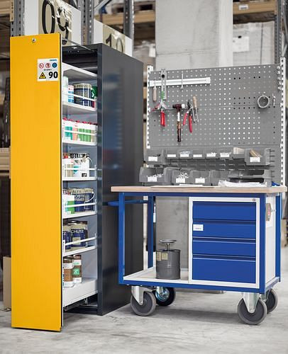 asecos Slim-Scoper, Feuerbeständiger Gefahrstoffschrank 45-4, 1 Vertikalauszug, 4 Fachböden, gelb, 245542