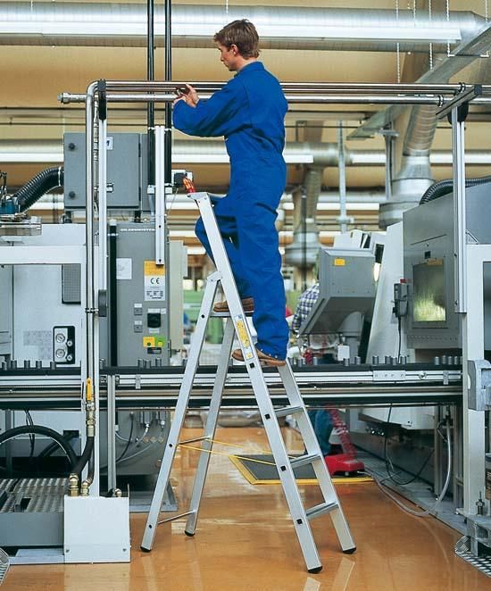 LM-Stufen-Stehleiter 10 Stufen Z500