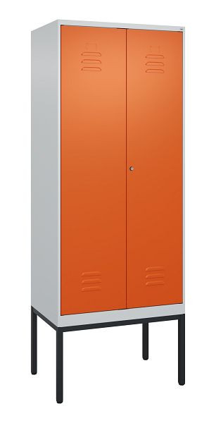 C+P Umkleidespind Classic PLUS SW, Gestell, 2 Abteile, 2120x800x500mm, 7035/2004, Zylinderschloss, 0800327-22 S10046