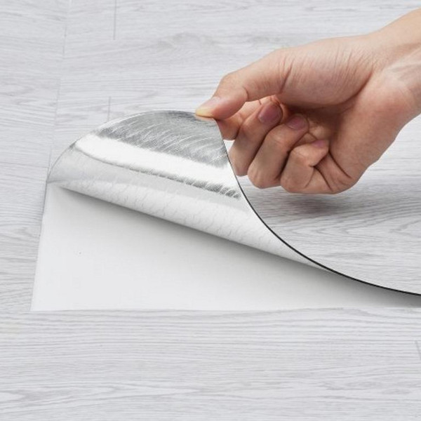 VEVOR Selbstklebende Vinyl-Bodenfliesen 990x60 cm, 1,5 mm, hellgraue Holzmaserung, DIY für Küche, Esszimmer, Schlafzimmer, Bad, ZZYXJDDQHMW1XZPDFV0