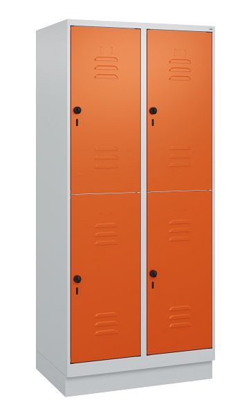 C+P Doppelstöckiger Spind Classic PLUS, Sockel, 2 Abteile, 1800x800x500mm, 7035/2004, Drehriegel, 0803207-22 S10060