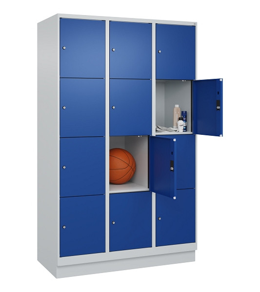 C+P Schließfachschrank Evolo PLUS, mit Sockel, 12 Fächer, 1950x1200x500mm, 7035/5010 Enzianblau, Abteile 3, Abteilbreite 400 mm, 049020-324 S10006