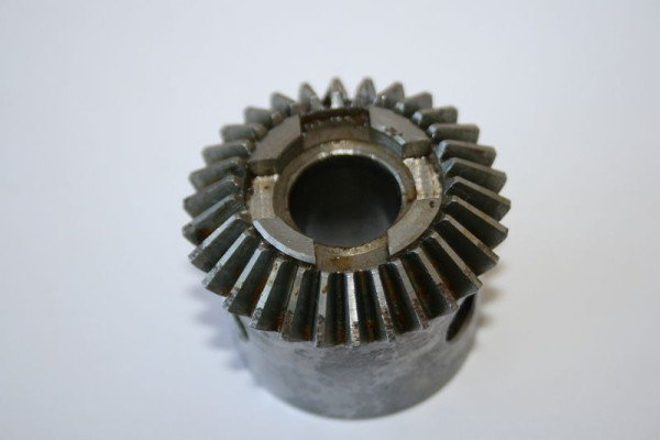 ELMAG Kegelzahnrad Schaft-Ø 40 mm, zu GBM 4/50 SGA, 9802271