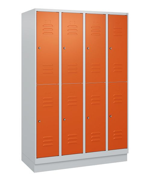 C+P Doppelstöckiger Spind Classic PLUS, Sockel, 4 Abteile, 1800x1200x500mm, 7035/2004, Zylinderschlösser, 0803207-40 S10061