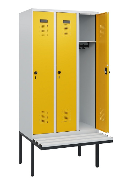 C+P Spind Evolo PLUS, 3 Abteile, 1950x900x815mm, 7035/1004, Drehriegel, Sitzfläche Kunststoff, 0490405-30 S10054