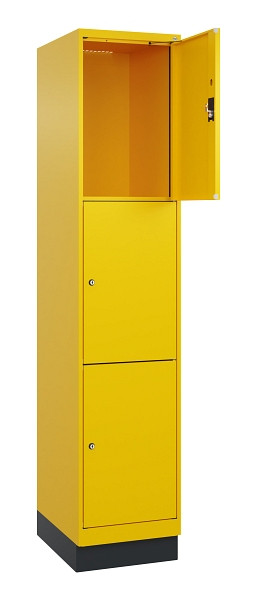 C+P Schließfachschrank Evolo PLUS, mit Sockel, 3 Fächer, 1950x400x500mm, 1023/10, 049020-123 S10022