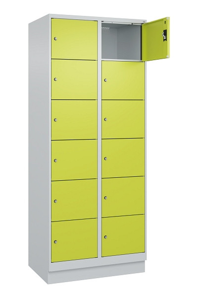 C+P Schließfachschrank Evolo PLUS, mit Sockel, 12 Fächer, 1950x800x500mm, 7035/0, Frontfarbe 1108060 RDS Clowngrün, 049020-226 S10015