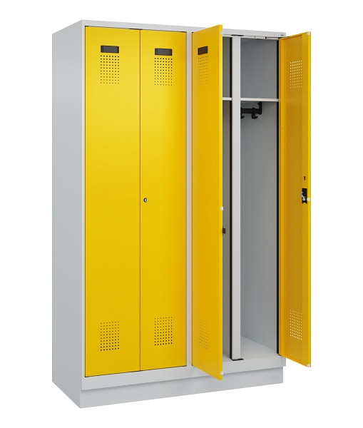 C+P Schwarz-Weiß-Spind Evolo PLUS, mit Sockel, 4 Abteile, 1950x1200x500mm, 7035/1023 Verkehrsgelb, Abteilbreite 300 mm, Schlüssel 2, 049022-40 S10028
