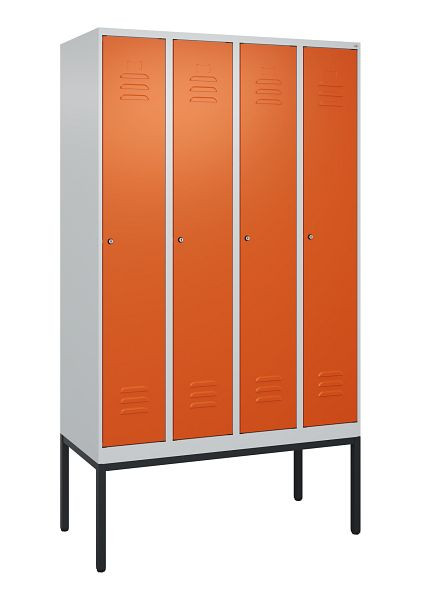 C+P Umkleidespind Classic PLUS, Gestell, 4 Abteile, 2120x1200x500mm, 7035/2004, Zylinderschlösser, 0800307-40 S10031