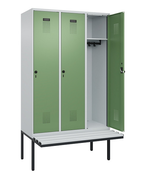 C+P Spind Evolo PLUS, 3 Abteile, 2120x1200x815mm, 7035/6011, Haken 4, Drehriegel, Material Sitzfläche Kunststoff, 0490407-32 S10064