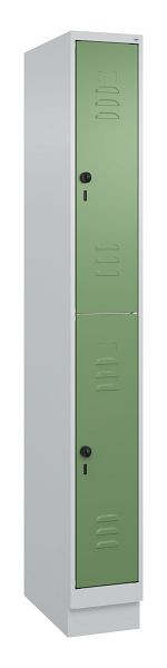 C+P Doppelstöckiger Spind Classic PLUS, Sockel, 1950x250x500mm, 7035/6011, 080320-19 S10006